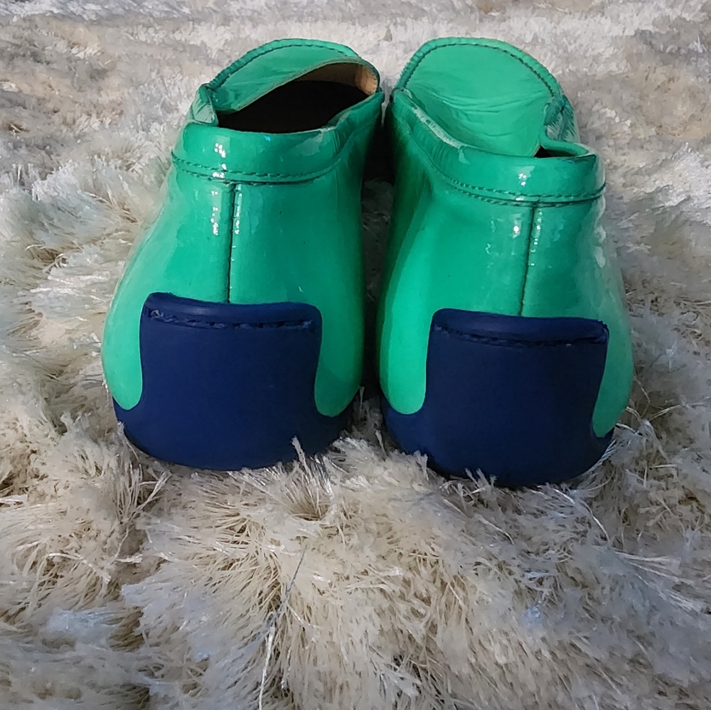 Shoes - Picture 3 of 4